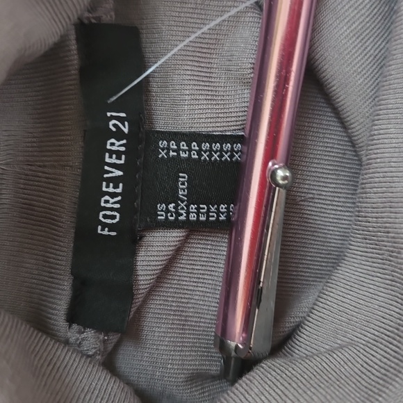 FOREVER 21 WOMEN'S JUNIORS GRAY TURTLENECK TOP SIZE XS - Picture 4 of 10